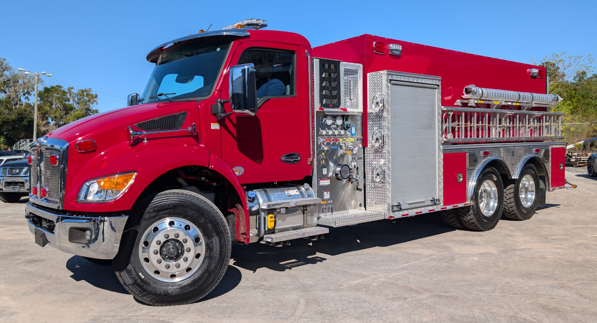 3000 Gallon Super Tender